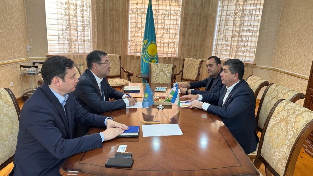 Kazakhstan’s Consul General Discusses Tourism Development with Representatives of Samarkand Region