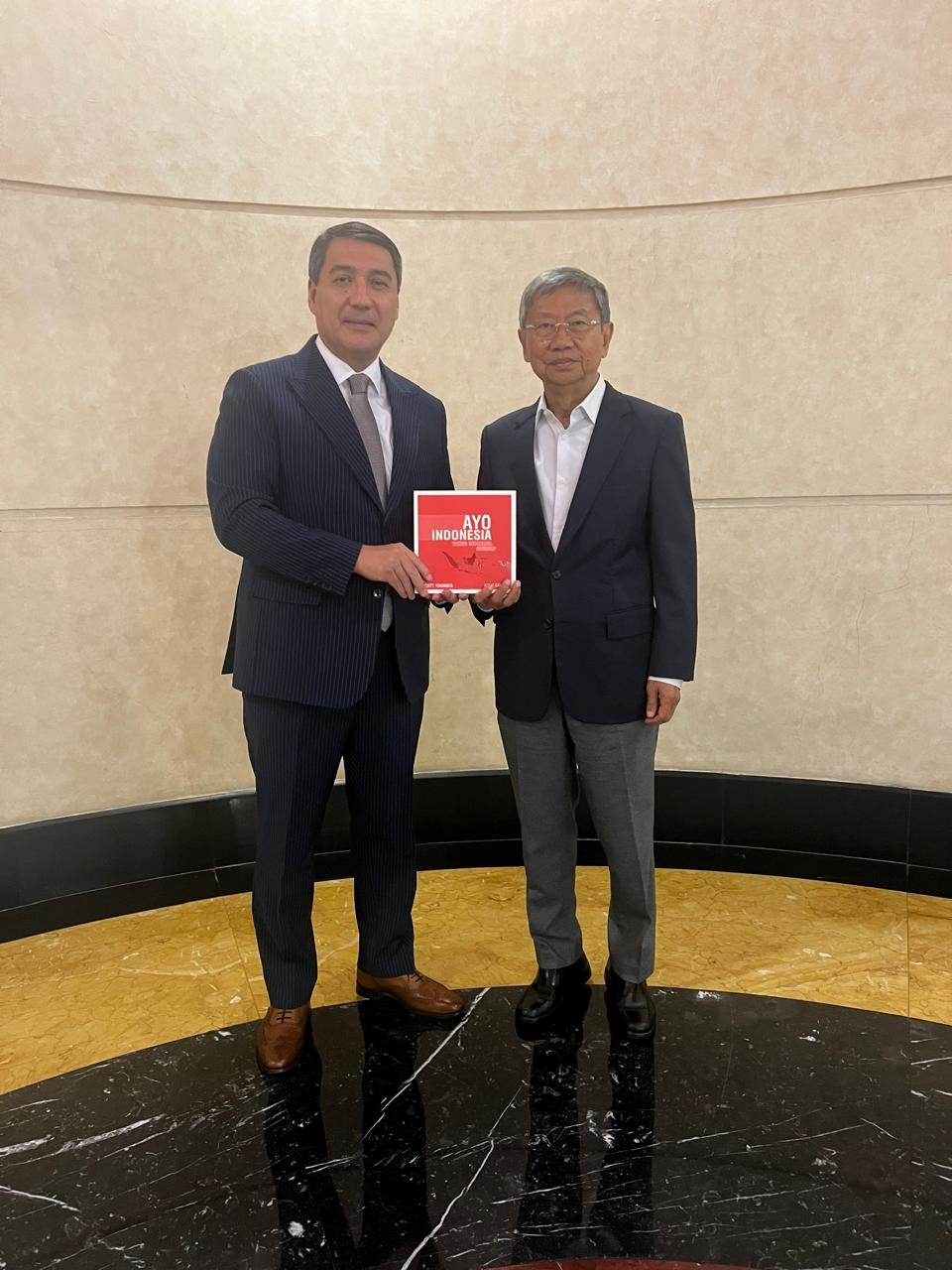 Ambassador of Kazakhstan Meets with Founder and Chairman of "Jababeka & Co".