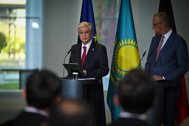 Kassym-Jomart Tokayev and Friedrich Merz Hold Briefing for Media