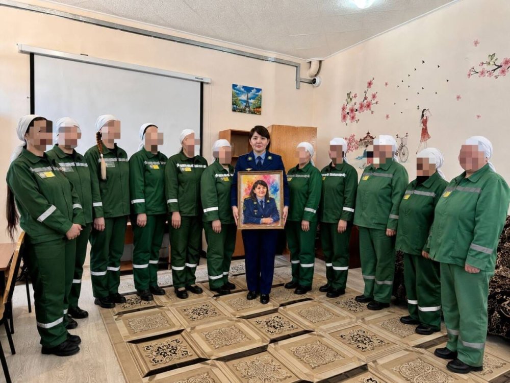 Abai Ainur Iskakova, a military police officer in the region, is a woman in uniform with a big heart