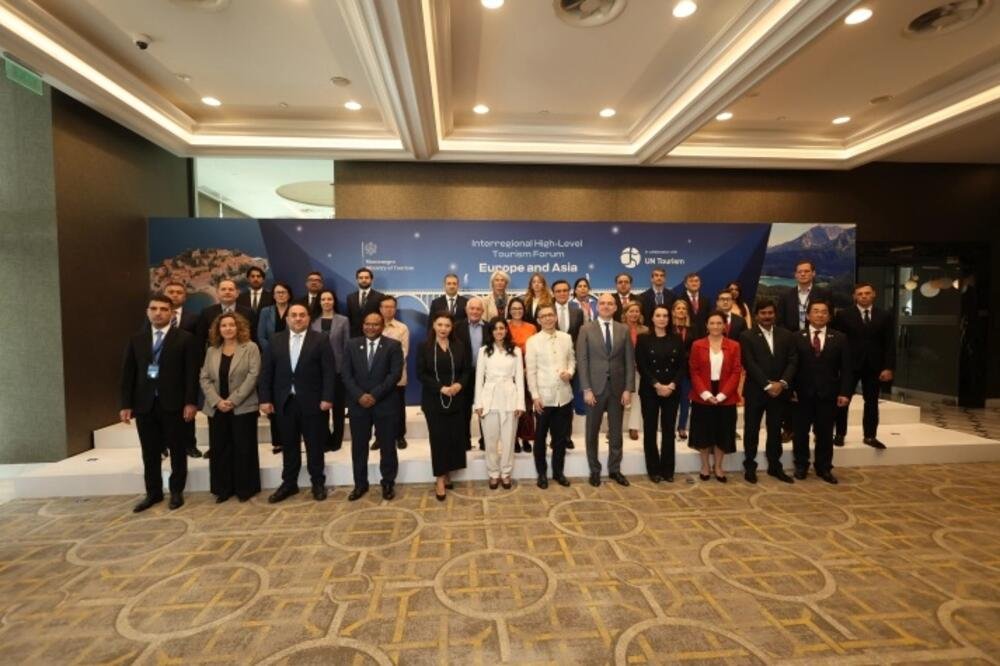 Consul General of Kazakhstan in Montenegro participates in tourism forum in Podgorica — Photo 1