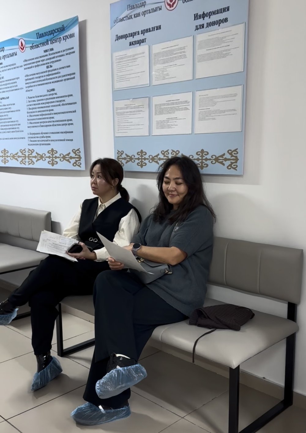 "Give me a chance at life" campaign: employees of the regional state revenue agencies donated blood on the eve of Republic Day — Photo 4