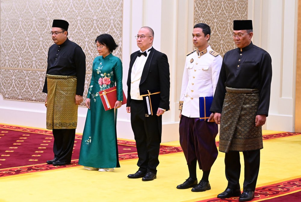 Ambassador of Kazakhstan Presents Credentials to the King of Malaysia — Photo 3