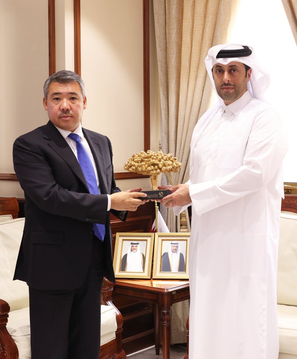 Ambassador of the Republic of Kazakhstan to the State of Qatar met with the Minister of Municipality of the State of Qatar — Photo 2