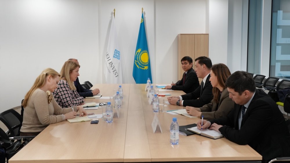 Ardak Zebeshev and EU Ambassador Aleška Simkić Discuss Practical Steps to Expand Investment Cooperation — Photo 1