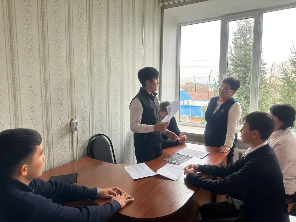 Explanatory work with schoolchildren dedicated to anti-corruption prevention. — Photo 3