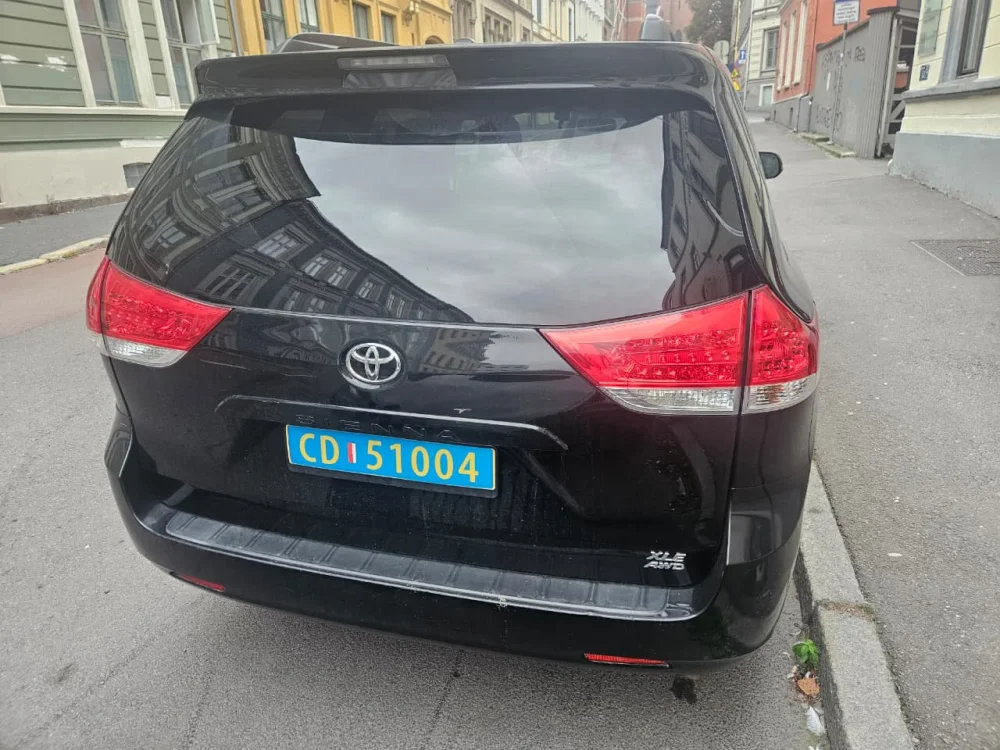 Notice of Auction for the Sale of a Motor Vehicle — Photo 7