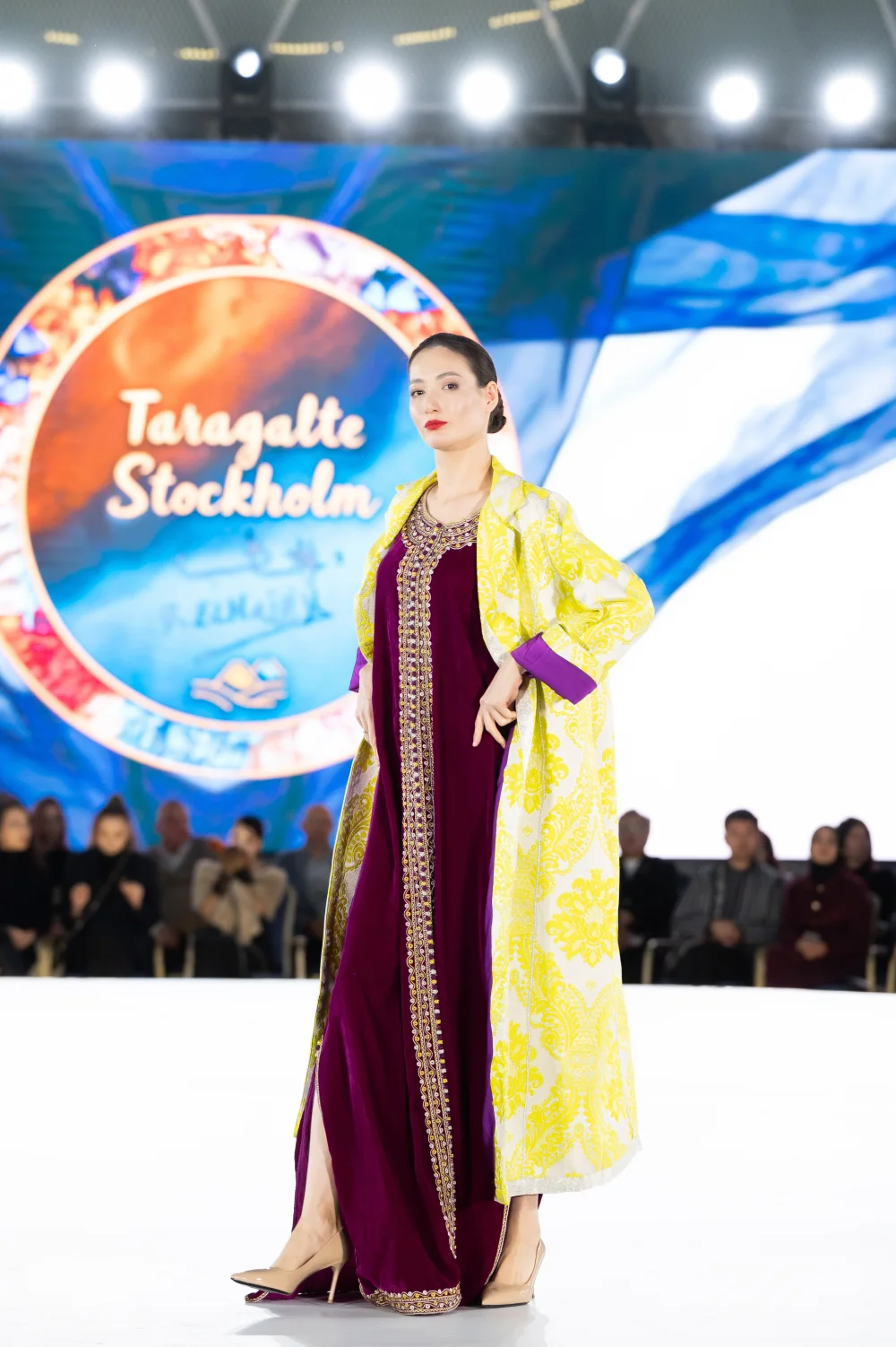 Moroccan national costumes are presented at the World Fashion Week in Astana — Photo 4