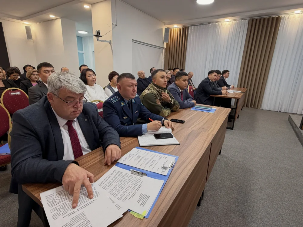 Akimat meeting — Photo 6