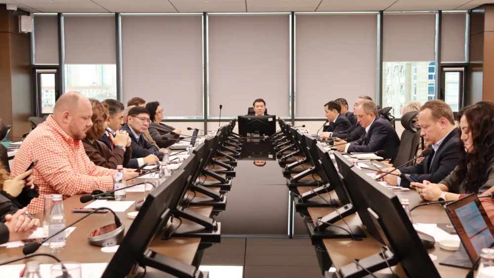 The State Revenue Committee discussed the development of tax and customs administration with the business community — Photo 13