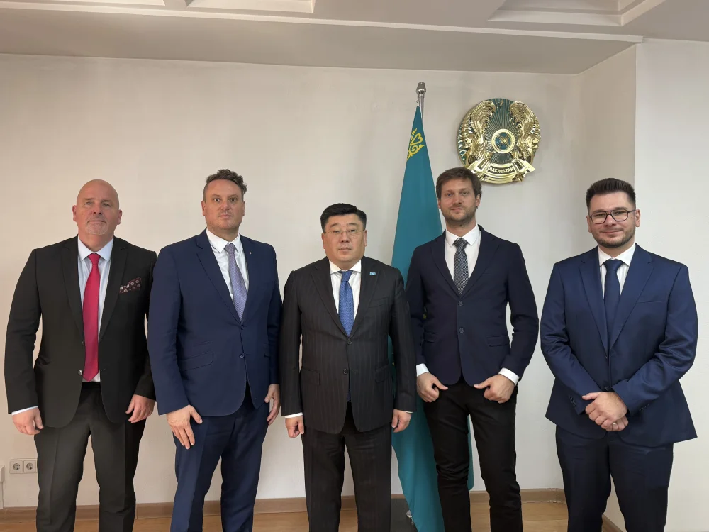 Kazakhstan and Hungary discussed technological cooperation issues — Photo 1