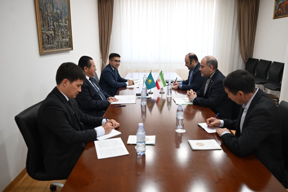 Kazakh Foreign Deputy Minister Received the Ambassador of Iran