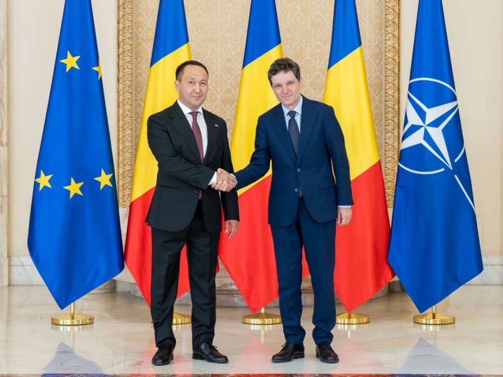Ambassador of Kazakhstan Presents Credentials to the President of Romania