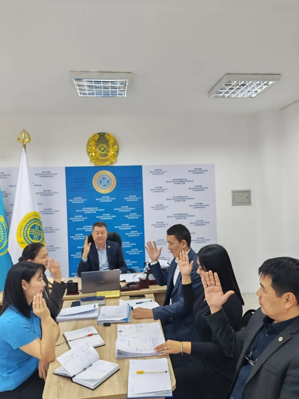 Ақтөбе облыстық мәслихатының депутаттарының сайлауы бойынша науқан аясында облыстық сайлау комиссиясының отырысы
