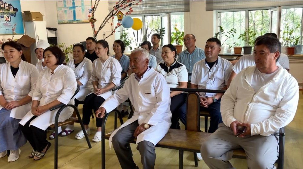 Стационар жағдайында арнаулы әлеуметтік қызметтер көрсету мәселелері бойынша түсіндіру жұмыстары жүргізілді.