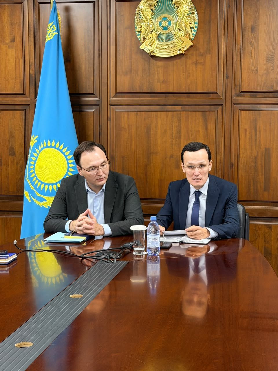 Мемлекеттік қызметшілерге әдеп нормаларын сақтау, жоғары мінез-құлық стандарттарын ұстану және сыбайлас жемқорлықтың алдын алу мәселелері түсіндірілді.