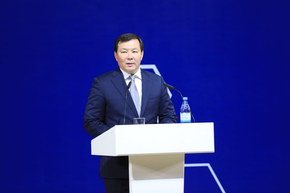 Ақтөбеде Қазақстанның және шетелдің жетекші хирургтары заманауи емдеу тәсілдері мен хирургияны дамыту мәселелерін талқылады