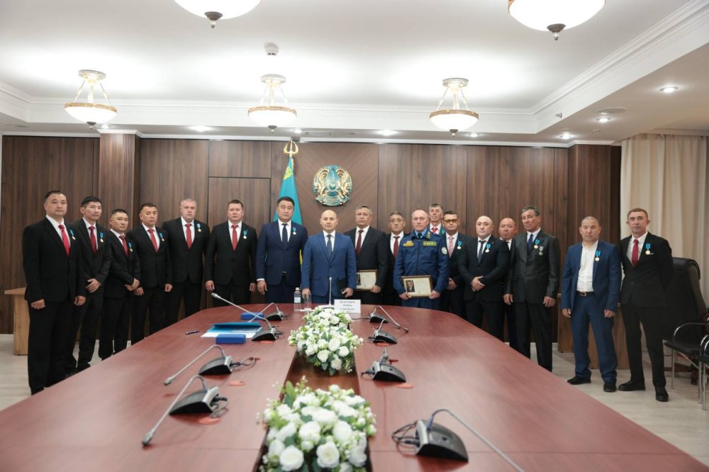 Өртте көрсеткен қайсарлығы үшін