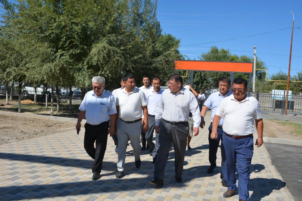 ШАРДАРА АУДАНЫНДА ӘЛЕУМЕТТІК НЫСАНДАР МЕН АУЫЗСУМЕН ҚАМТАМАСЫЗ ЕТУ ЖҰМЫСТАРЫ БАҚЫЛАУДА