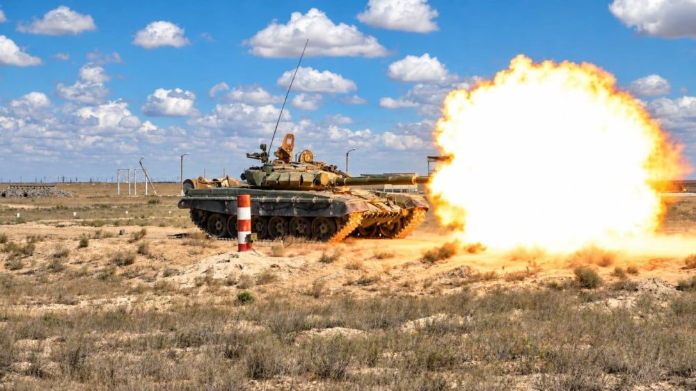 Маңғыстаудағы «Оймаша» полигонында теңіз жаяу әскерлері штаттық атыс жүргізді