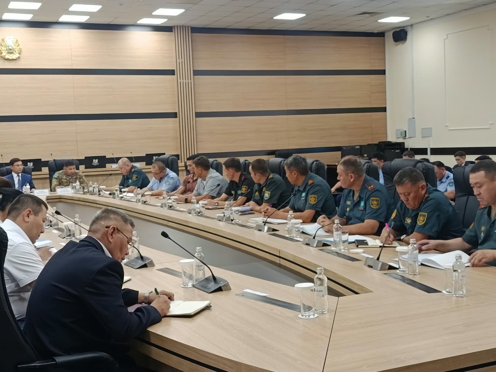 Шымкент қаласы әкімінің бірінші орынбасары А. Кәрімовтің төрағалығымен күзгі мерзімді әскери қызметке шақыру бойынша кеңесі өткізілді.