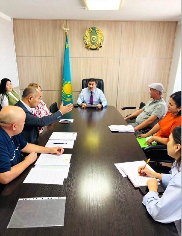 Маңғыстау облысы Әділет департаментінің басшысы А.Н.Каримов азаматтарға жеке қабылдау өткізді.