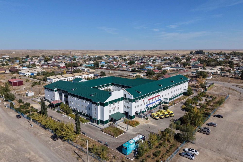 Ақсуат аудандық ауруханасына жаңа медициналық көліктер берілді