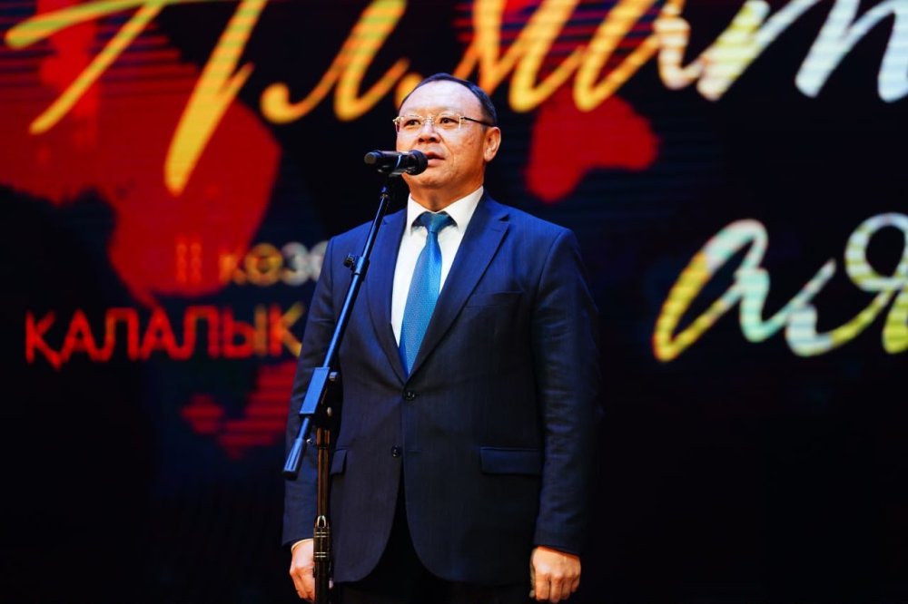 «Алматыны аяла!»: 50 жастан асқан әуесқой өнерпаздар сахна төрінде