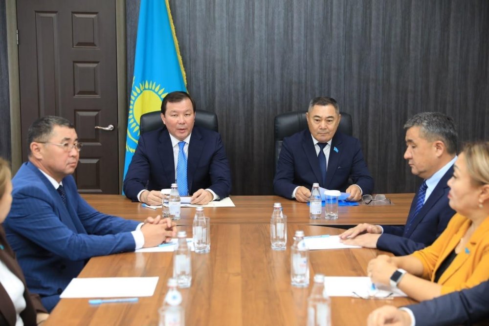 Шалқар аудандық мәслихаты жаңа аудан әкімінің кандидатурасын қолдады