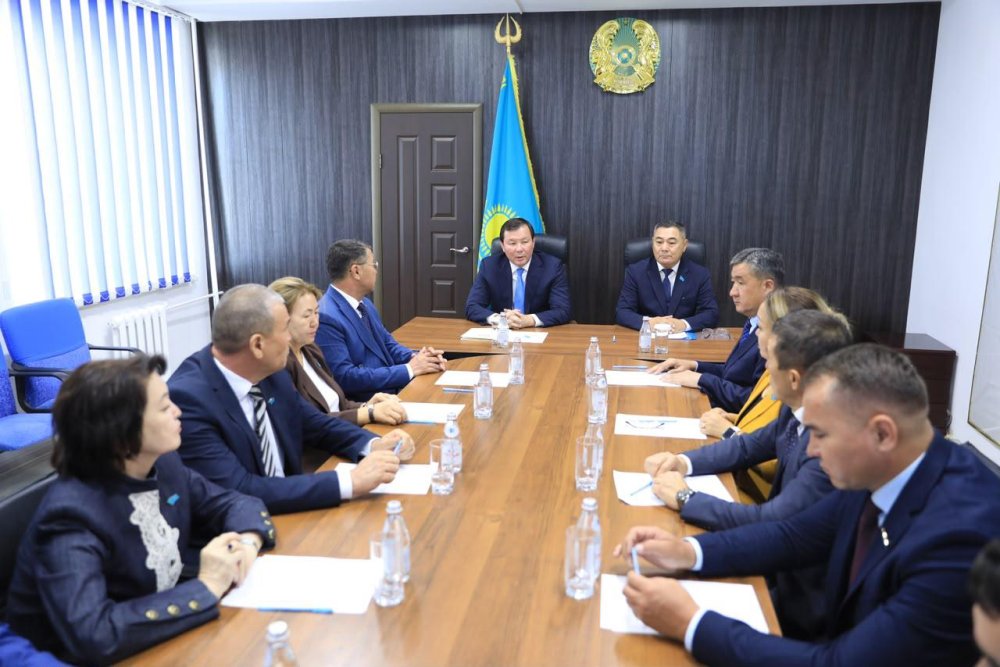 Шалқар аудандық мәслихаты жаңа аудан әкімінің кандидатурасын қолдады