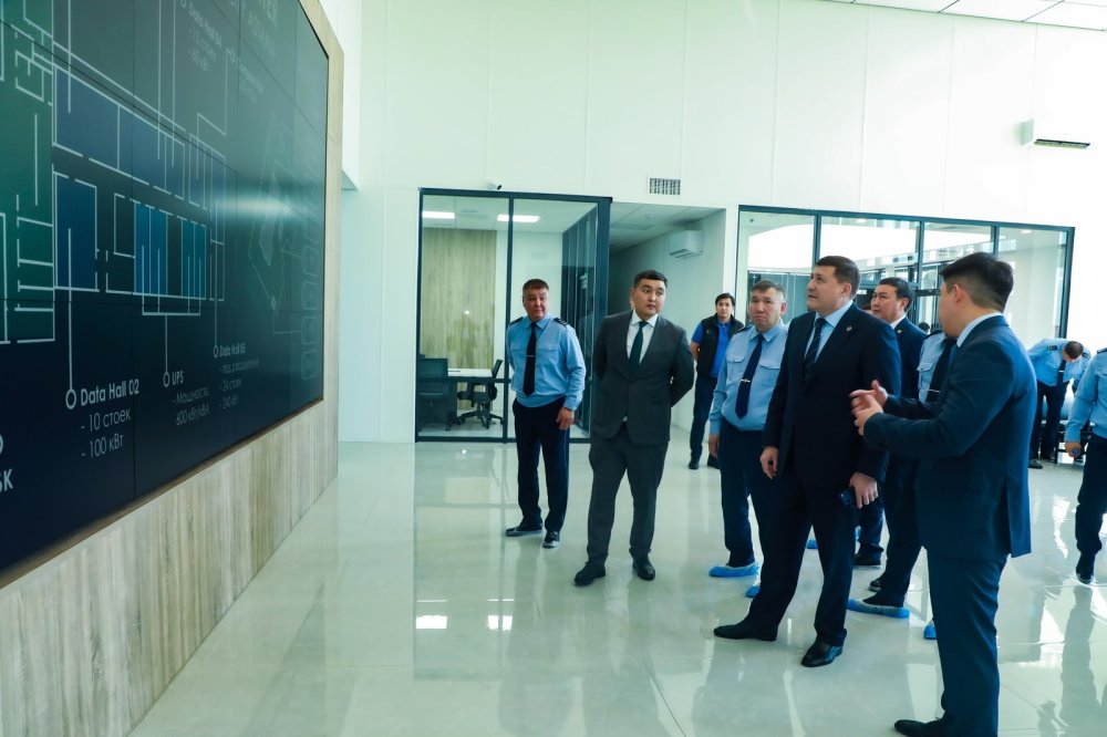 Азаматтардың өтініштерінен цифрлық мониторингке дейін: Астана қаласы ПД басшылығы қауіпсіздікті қамтамасыз етудің заманауи тетіктерімен танысты