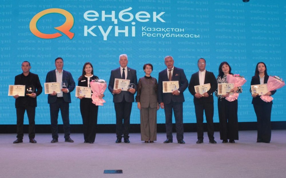 Еңбек адамы - басты назарда: өңірде еңбек күні атап өтілді