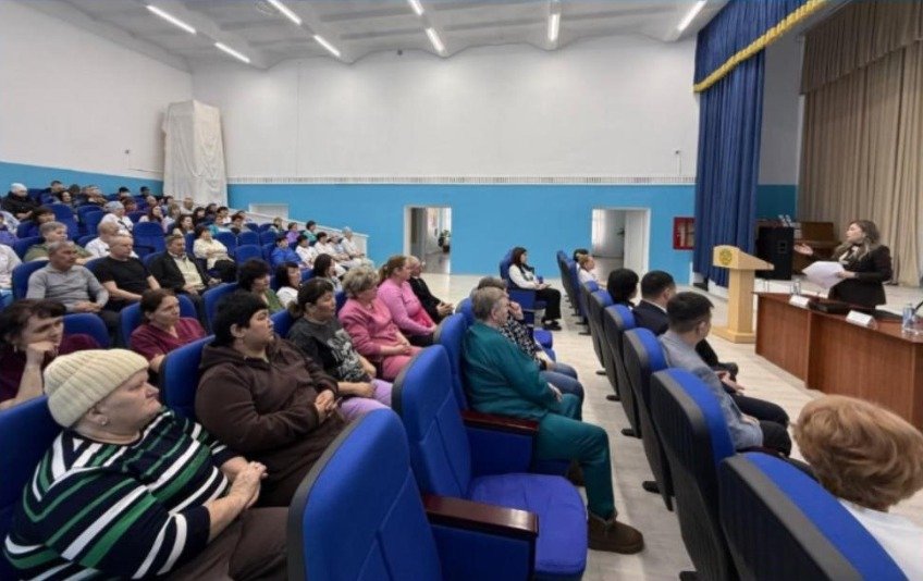 Еңбек күні аясында қызметкерлердің еңбек құқықтарын қамтамасыз ету мәселелері бойынша дөңгелек үстел өтті