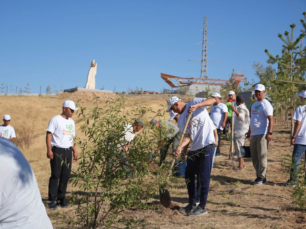 ДҮНИЕЖҮЗІЛІК ТАЗАЛЫҚ КҮНІ: ҚАЗЫҒҰРТТА ЖАЛПЫАУДАНДЫҚ СЕНБІЛІККЕ 3 МЫҢНАН АСТАМ АДАМ ҚАТЫСТЫ