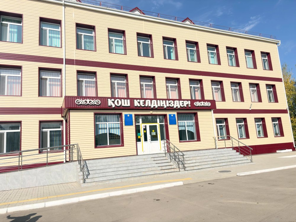 Әр балаға тең мүмкіндіктер: депутаттар инклюзивті білім беру мәселесін зерделеуде