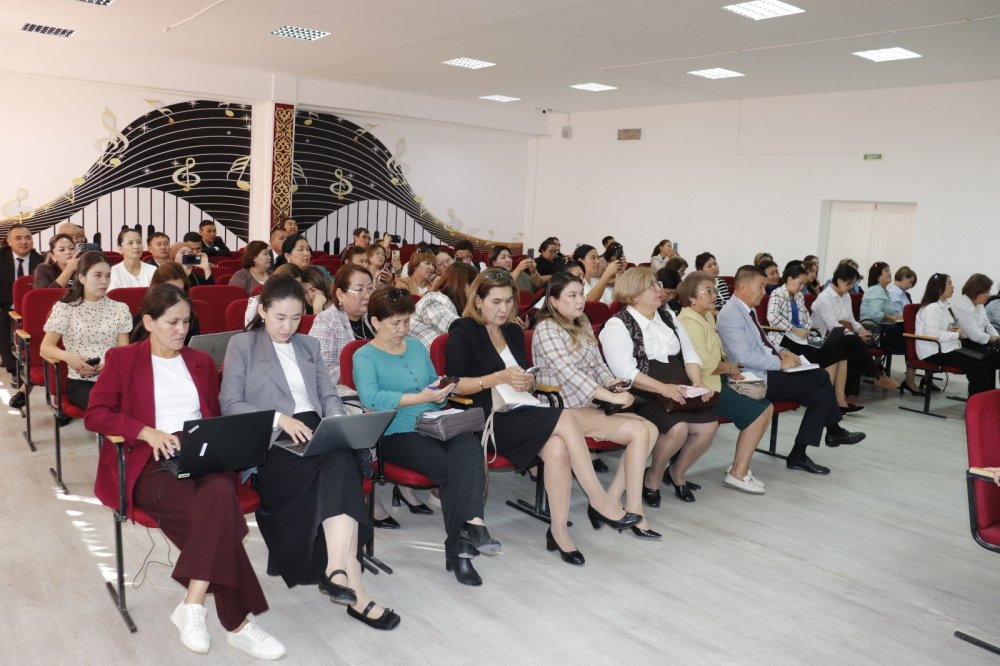 Құрманғазы ауданының білім беру ұйымдарында еңбек заңнамасы талаптары түсіндірілді