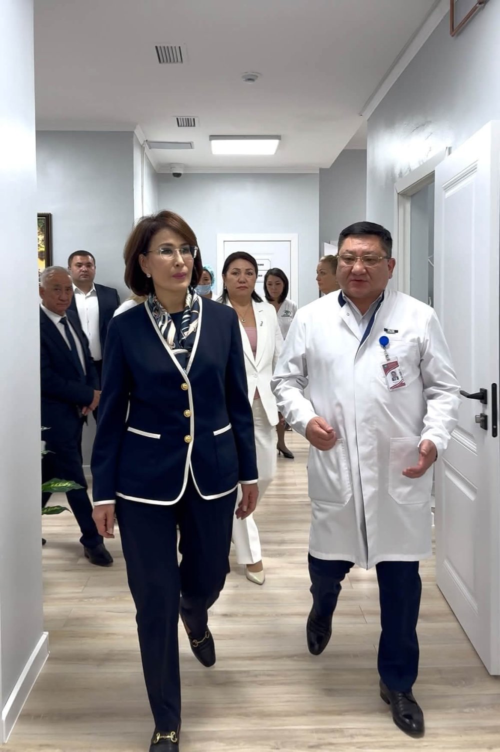 Алматыда балаларға паллиативтік көмек жүйесі дамып келеді: Денсаулық сақтау министрі жұмыс сапары барысында №2 балалар қалалық клиникалық ауруханасына барды