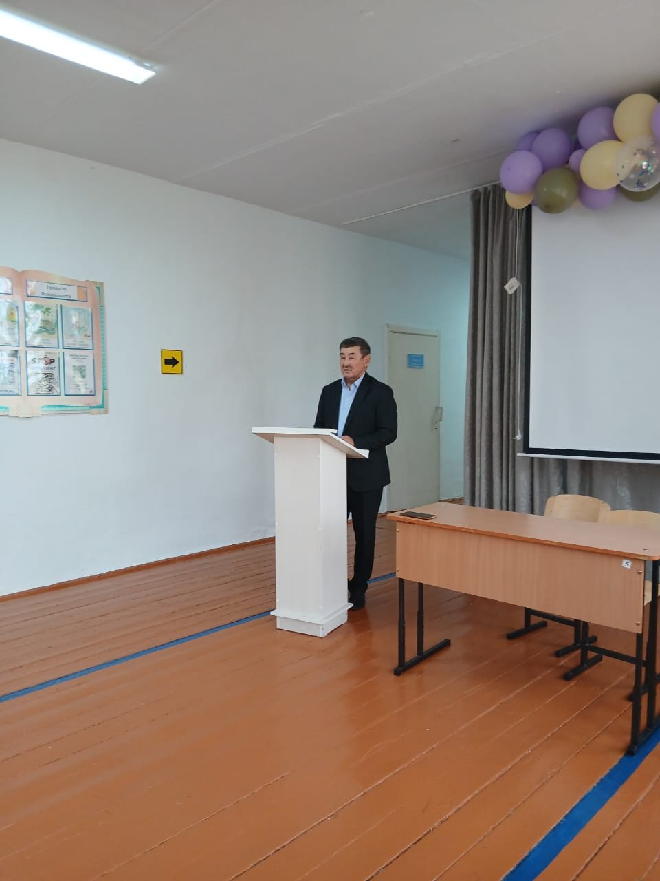 Чайковский ауылы әкімінің халықпен есептік кездесуі