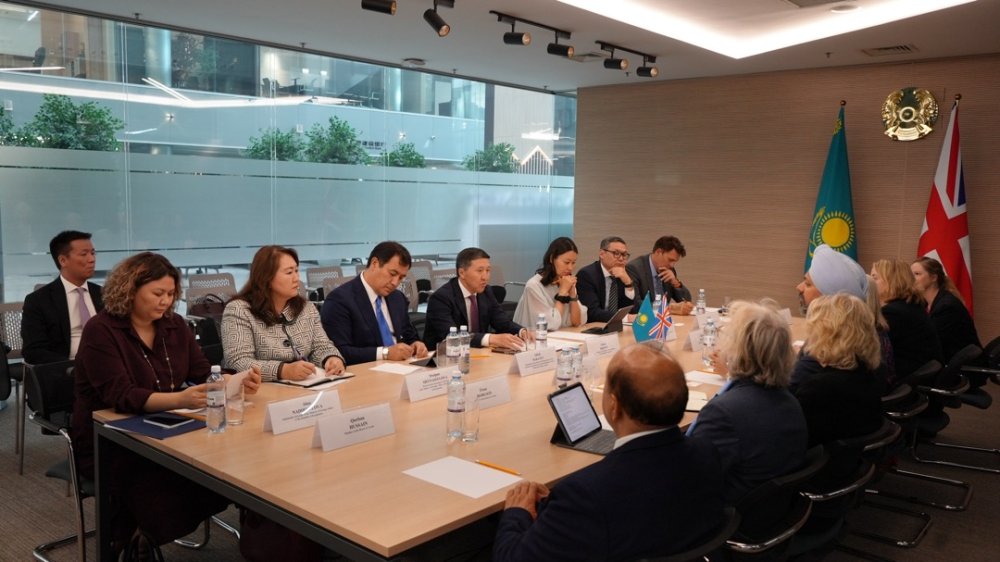Қазақстан мен Ұлыбритания парламенттік және екіжақты өзара іс-қимылды дамыту мәселелерін талқылады