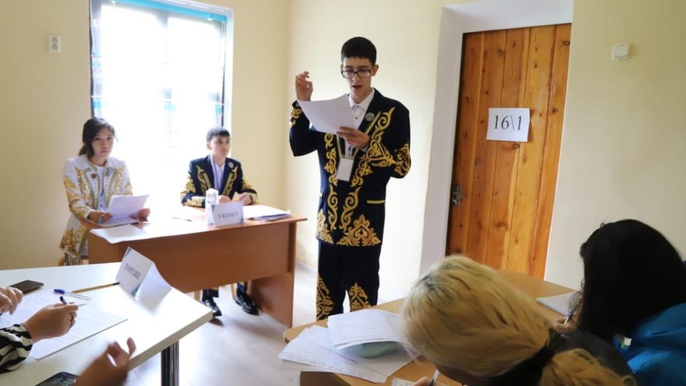 «Қазақстан Республикасының үздік спикері» — атбасарлық оқушы республикалық пікірсайыс додасында топ жарды