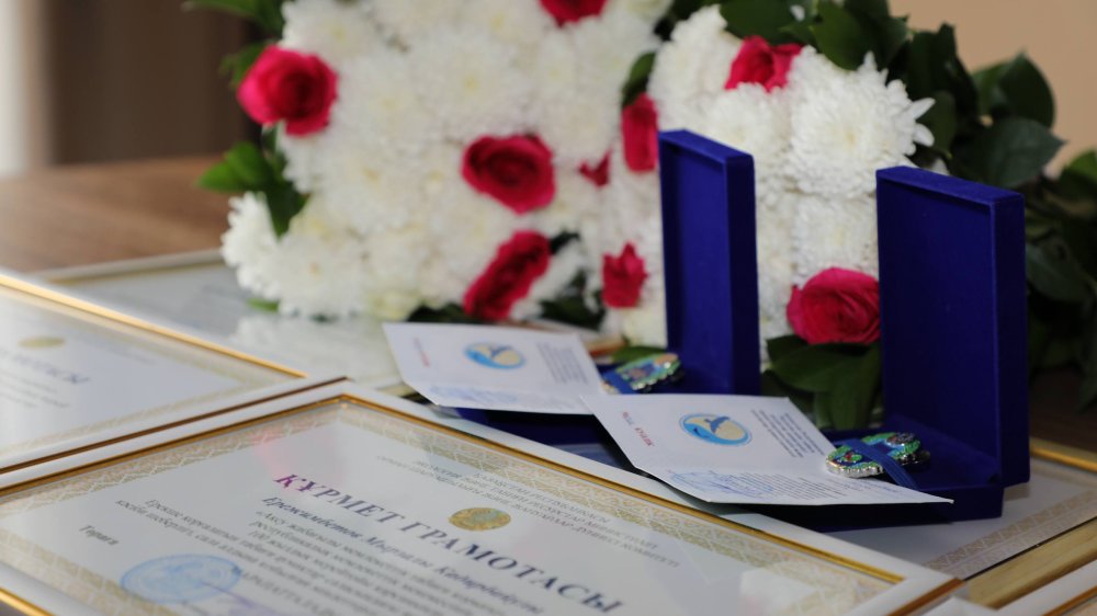 Ғасырлық мерейтойда еңбекке құрмет көрсетілді