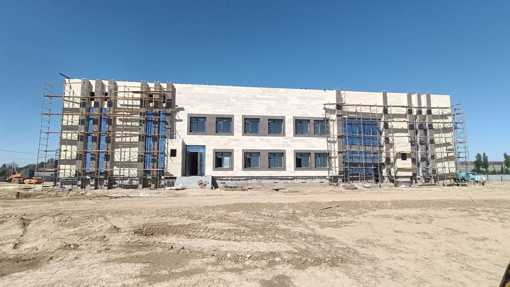 ШОРНАҚ АУЫЛЫНДАҒЫ 500 ОРЫНДЫҚ МӘДЕНИЕТ ҮЙІНІҢ ҚҰРЫЛЫС-МОНТАЖ ЖҰМЫСТАРЫНЫҢ 70% ОРЫНДАЛДЫ.