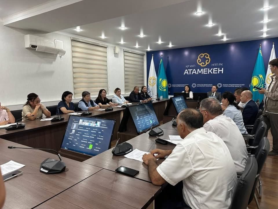 «Атамекен» өңірлік кәсіпкерлер палатасының қатысуымен жекеменшік мектептердің басшылары мен өкілдерімен ашық диалог