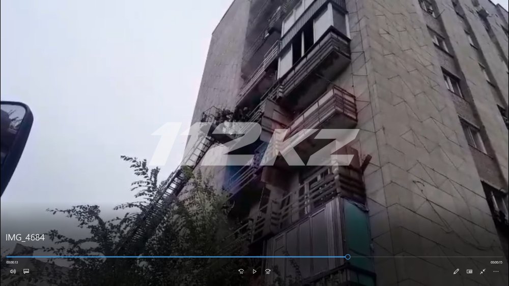 Өскеменде өрт кезінде 10 адам эвакуацияланды, бір адам құтқарылды