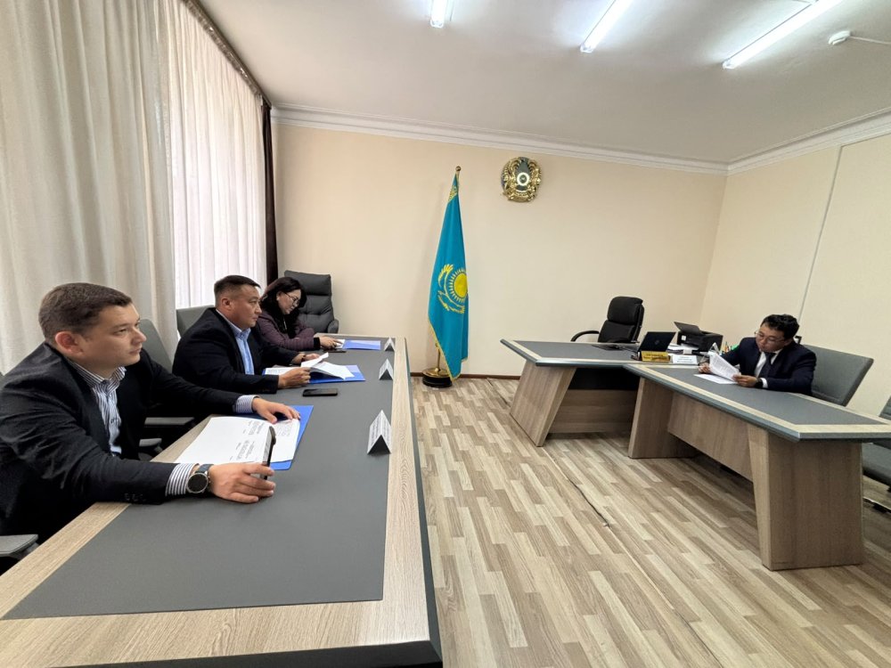 СЕМЕЙ ҚАЛАСЫ МӘСЛИХАТЫНДА ӨНДІРІСТІК МӘСЕЛЕЛЕР ЖӘНЕ ТҰРҒЫН ҮЙ-КОММУНАЛДЫҚ ШАРУАШЫЛЫҚТЫ ДАМЫТУ ЖӨНІНДЕГІ ТҰРАҚТЫ КОМИССИЯНЫҢ ОТЫРЫСЫ ӨТТІ