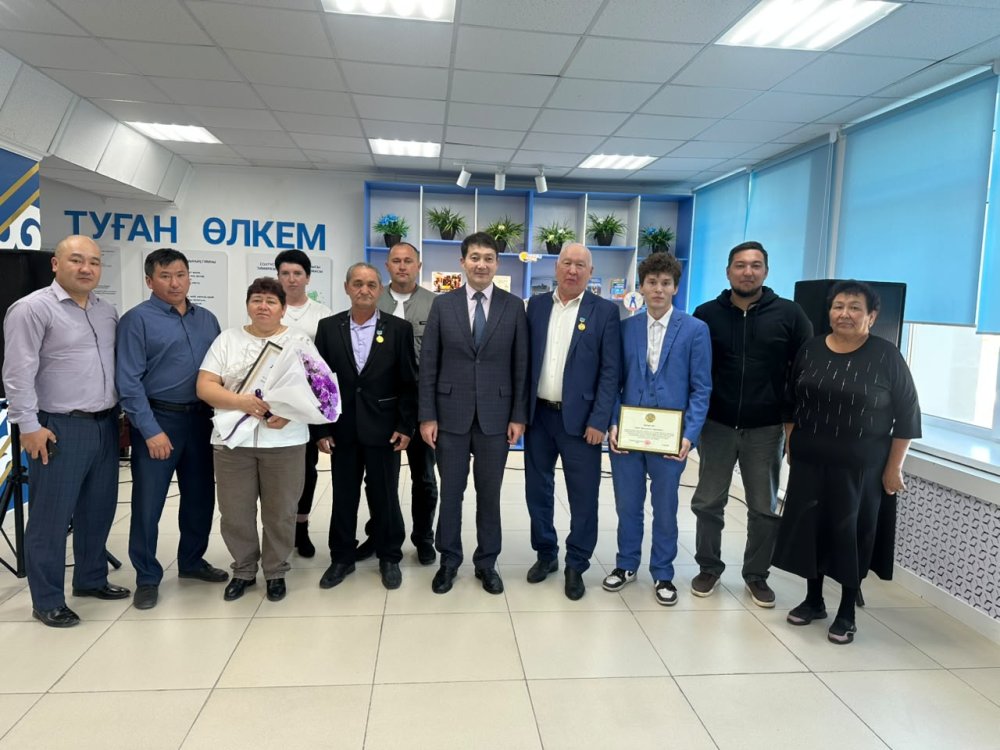 Тимирязев ауданында Еңбек күніне арналған мерекелік іс-шара өтті. Іс-шараға Тимирязев ауданының әкімі Жаров Ерлан Қайырұлы қатысты.