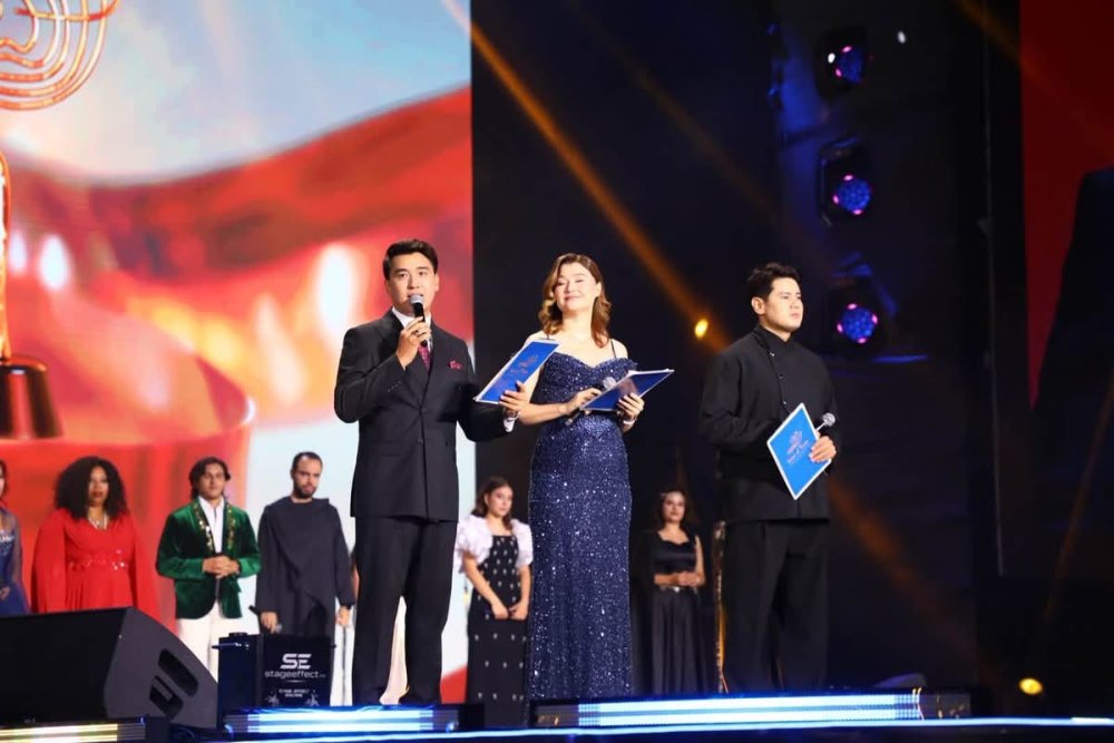 ТҮРКІСТАН: ҚАЗАҚША ӘН ШЫРҚАҒАН КУБА ӘНШІСІ «VOICE OF TURAN – 2026» ЖЕҢІМПАЗЫ АТАНДЫ
