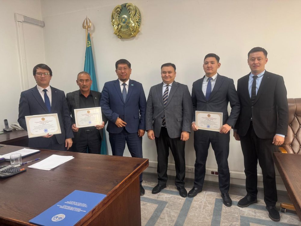 Еңбек инспекторлары кәсіби мерекесімен марапатталды