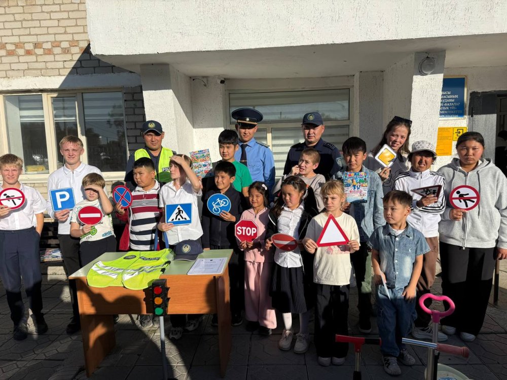 Мақаншы ауданында 20-ға жуық балаға қауіпсіздік сабағы өткізілді