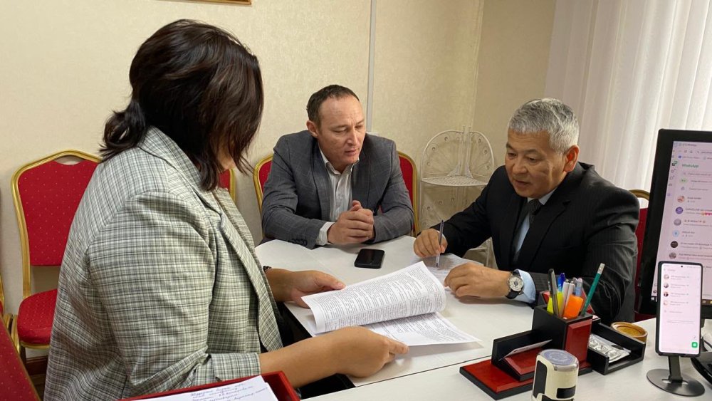 Жезқазған бизнес және көлік колледжіне барды